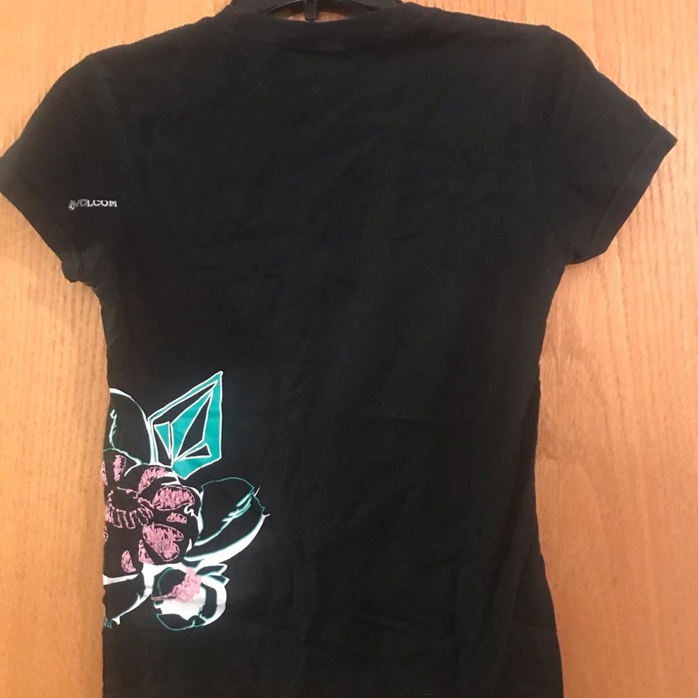 Volcom T-Shirt - Picture 2 of 4